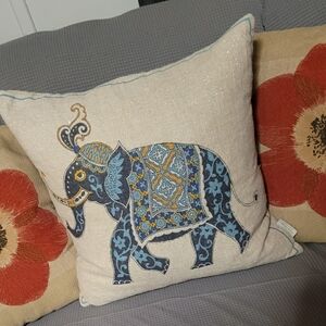 Elephant Pillow Nina Home